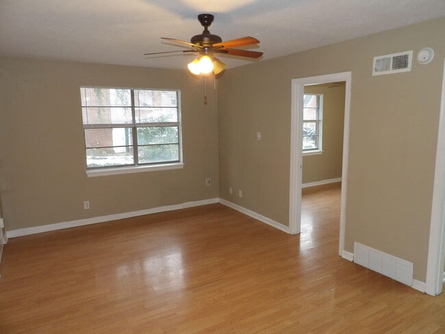 Building Photo - 720 Woodland Ave