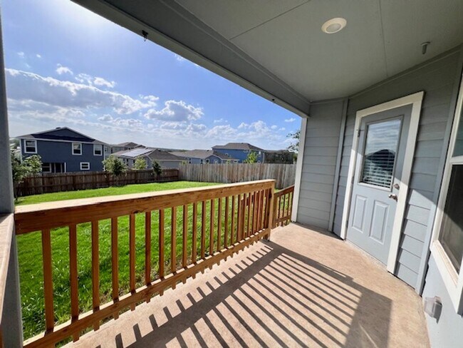 Building Photo - Solana Ridge Subdivision