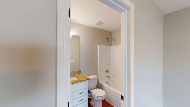 Building Photo - Black Friday Special Available- 2 Bed/2.5 ...