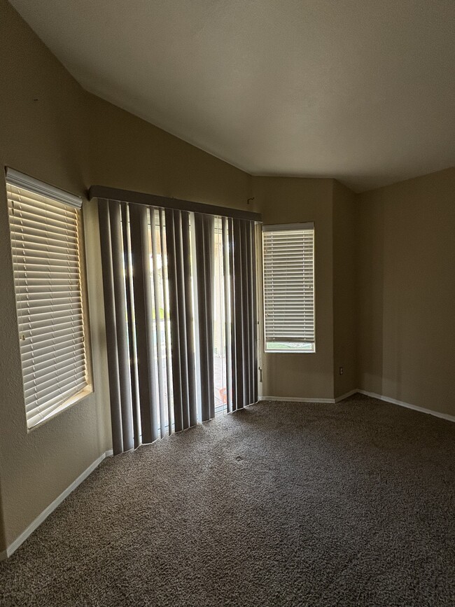 Building Photo - 8456 W Cherry Hills Dr