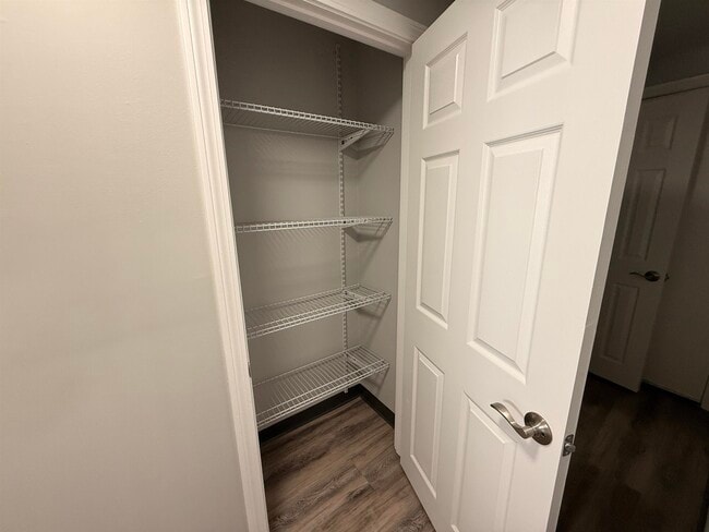 Building Photo - 95 Powers St