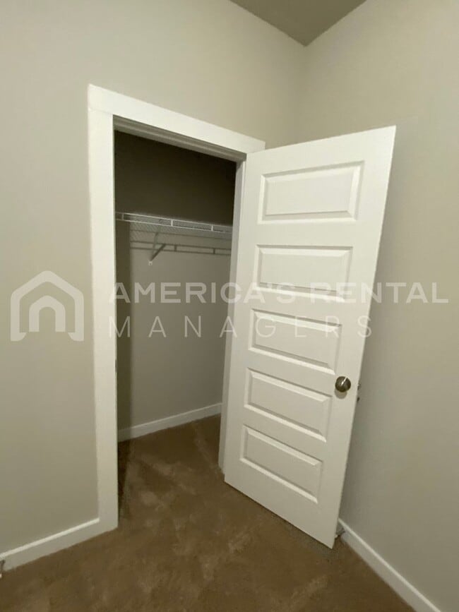 Building Photo - Home for Rent in Clanton, AL!!! View with 48 Hours Notice!