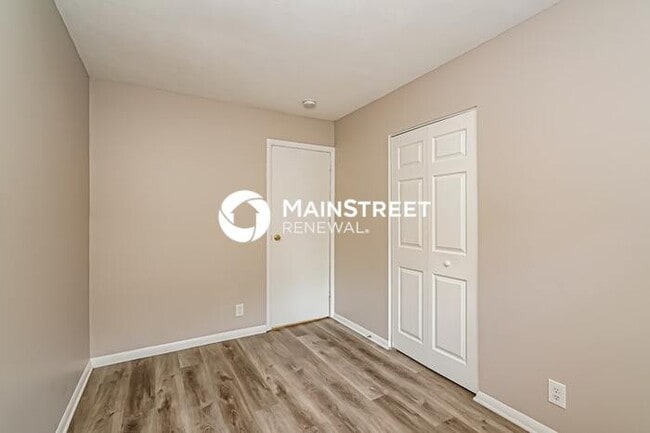 Building Photo - 3 Bedroom Pet-Friendly Home in Indianapoli...