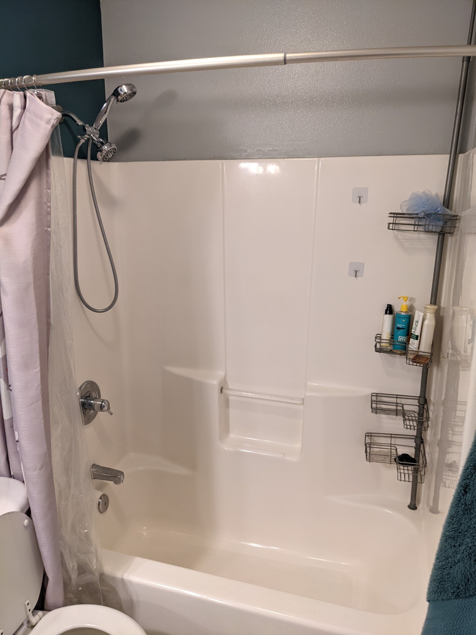 Upstairs - full shower/tub - 4751 NE Prescott St