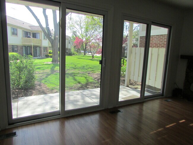 Building Photo - 1160 Northbury Ln