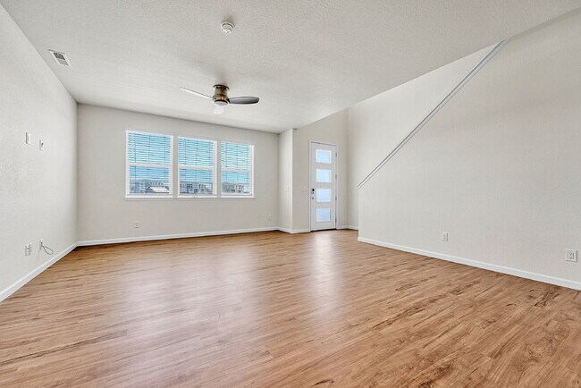 Building Photo - $2,295.95-  3 Bed, 2.5-Bath townhome in CO Springs with Central AC