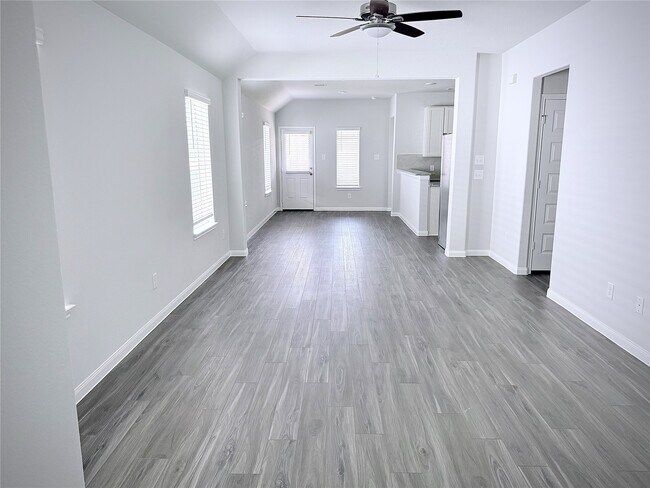 Building Photo - 2349 Mooneye Ct