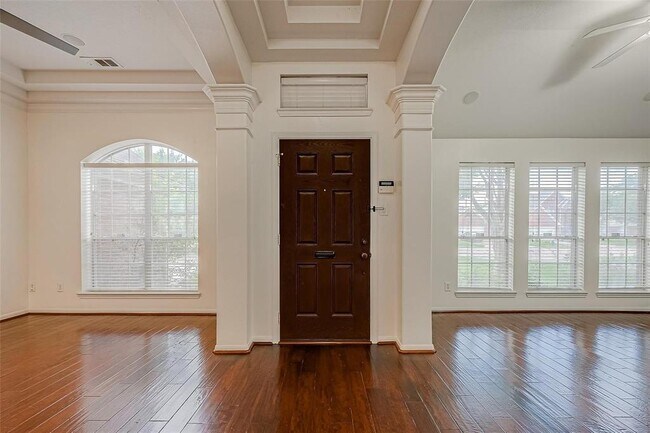 Building Photo - 11727 Cobblestone Point Dr