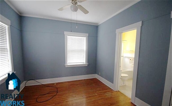 Building Photo - Super Cool bungalow in the Country Club ne...