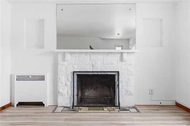 Building Photo - 3841 Lawnview Ave