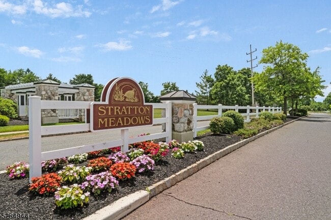 Building Photo - 77 Williamson Ct