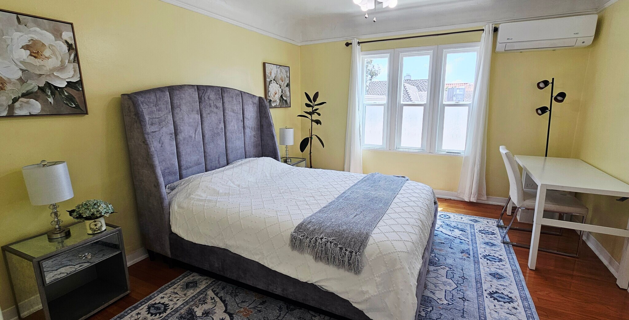 Building Photo - 1433 Livonia Ave