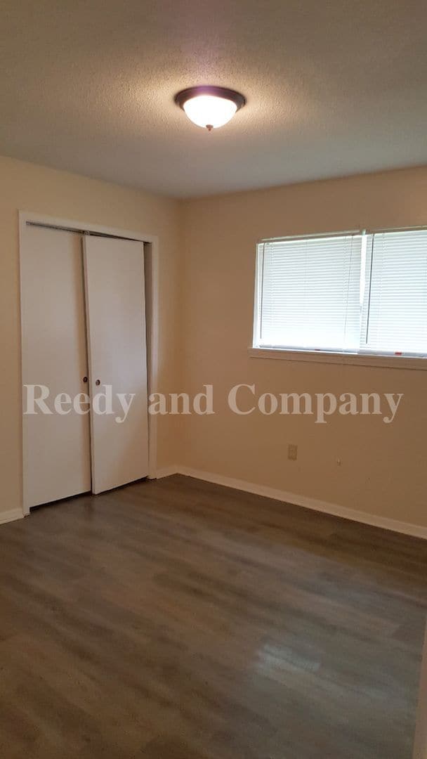 Building Photo - 3790 Jasmine Dr