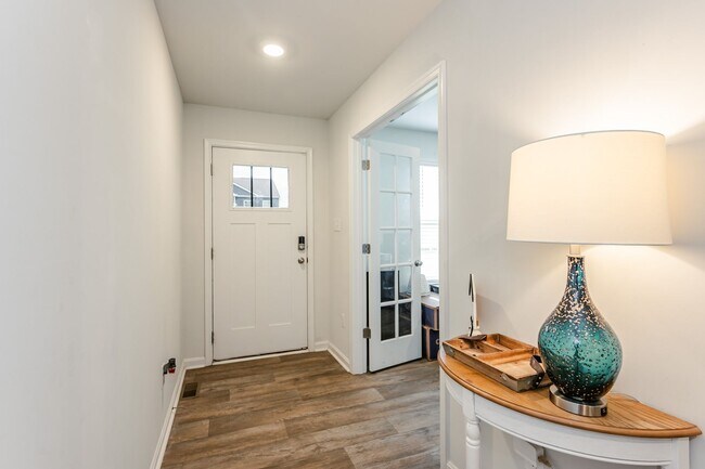 Building Photo - Home in The Arbors with FREE December Rent!*