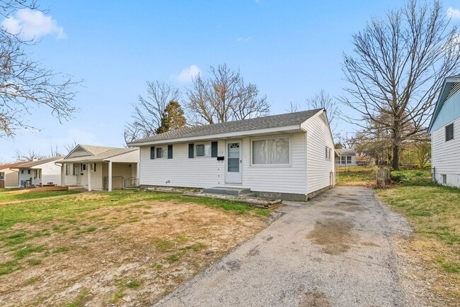 Building Photo - 133 Perthshire Rd