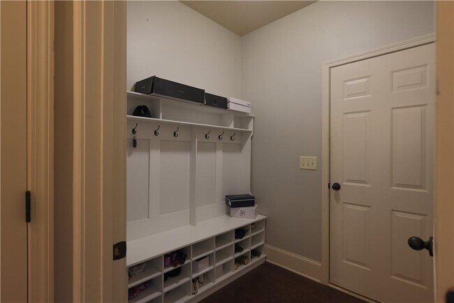 Building Photo - 3125 Pleasant Valley Trail