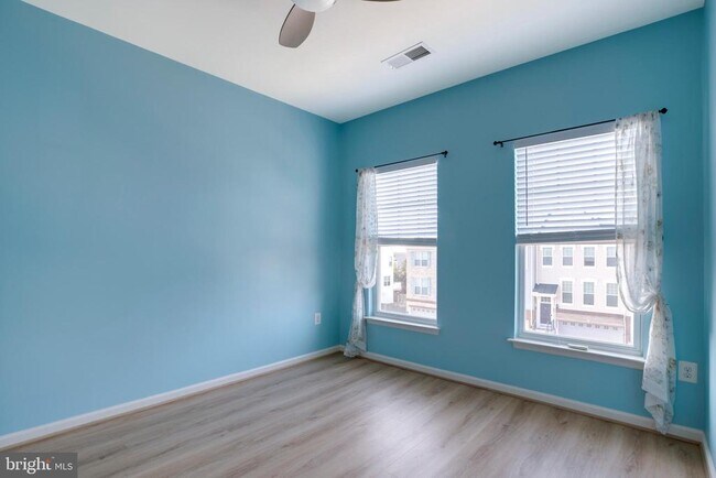 Building Photo - 11774 Lake Baldwin Dr