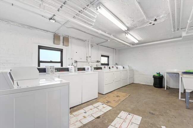 Building Photo - 38 Lawton Rd