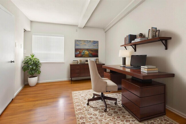 Building Photo - 3641 Deal St