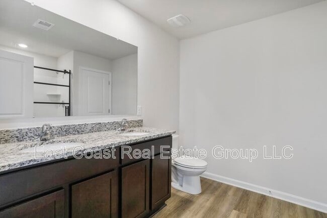Building Photo - 399 Toulouse Ln