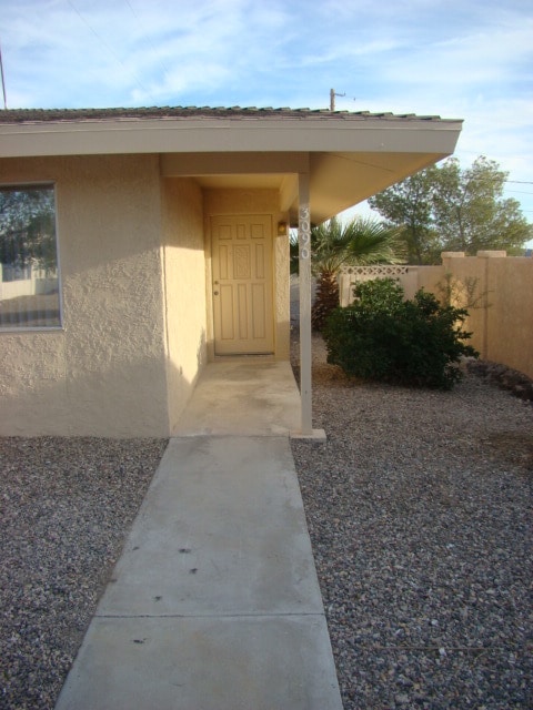 Building Photo - Call for a showing. Havasu Realty (928) 453-2606