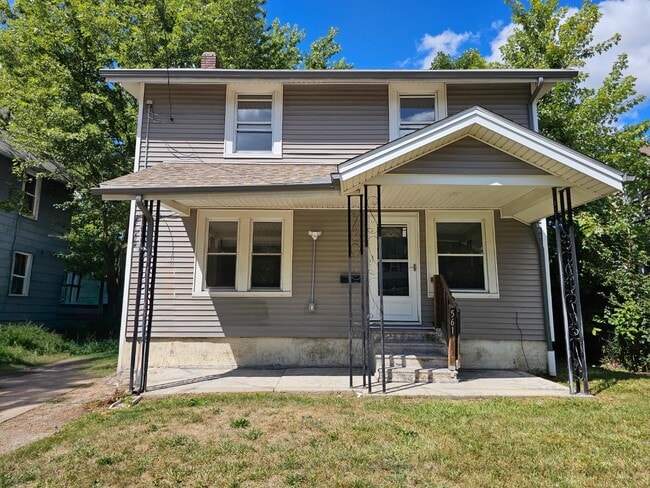 Primary Photo - 561 Cole Ave