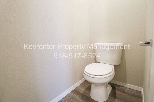 Building Photo - New Construction with Pond View! 4 Bed 2 Bath Broken Arrow