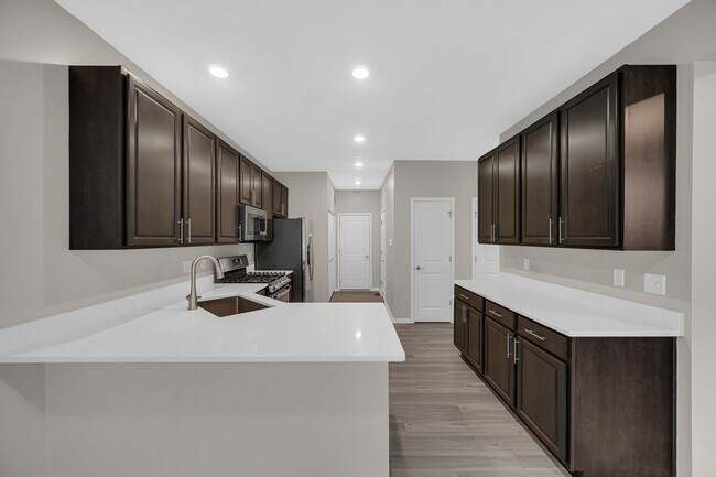 Building Photo - 1115 Goldfinch Ave