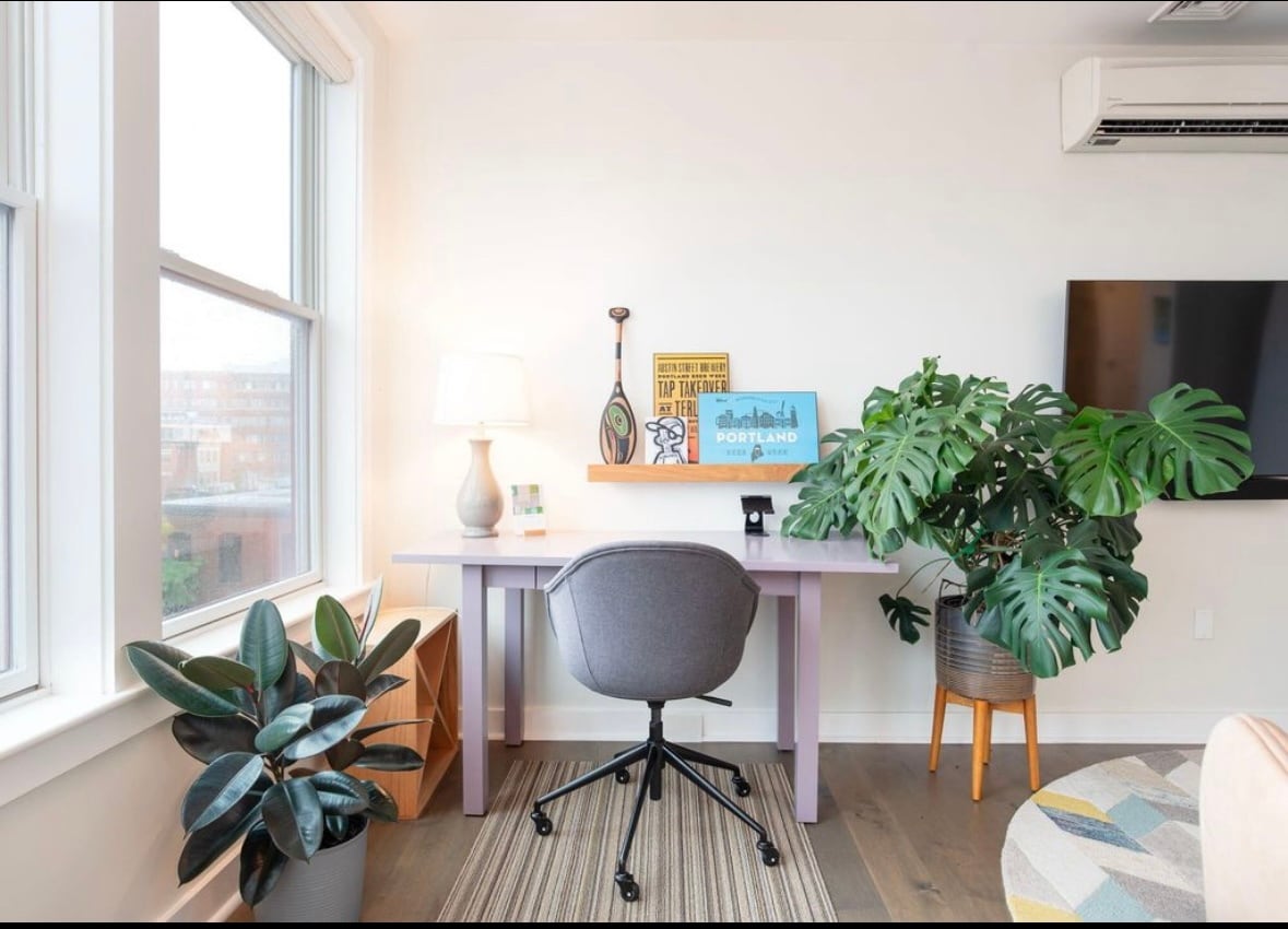 Building Photo - 62 India St