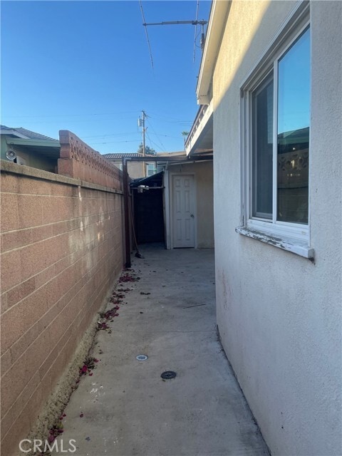 Building Photo - 9157 Bentel Ave