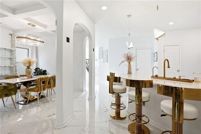 Building Photo - 341 Emporia Loop