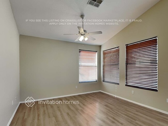 Building Photo - 13446 W Keim Dr