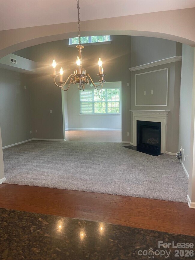 Building Photo - 13606 Delstone Dr