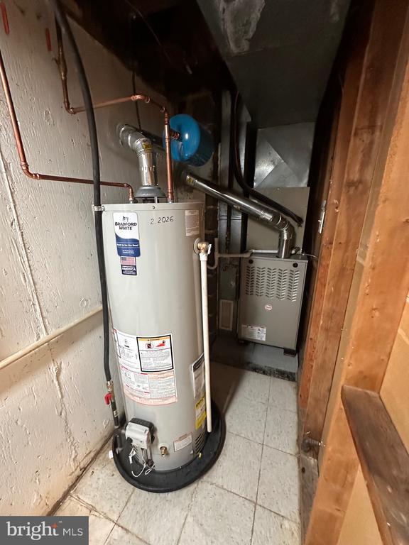 Building Photo - 12032 Millbrook Rd