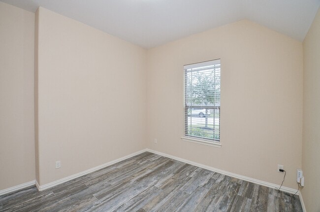 Building Photo - 17902 Logans Pine Dr