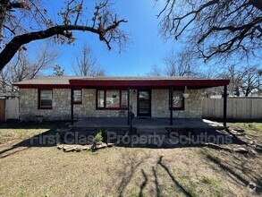 Building Photo - 6618 NW 31st St