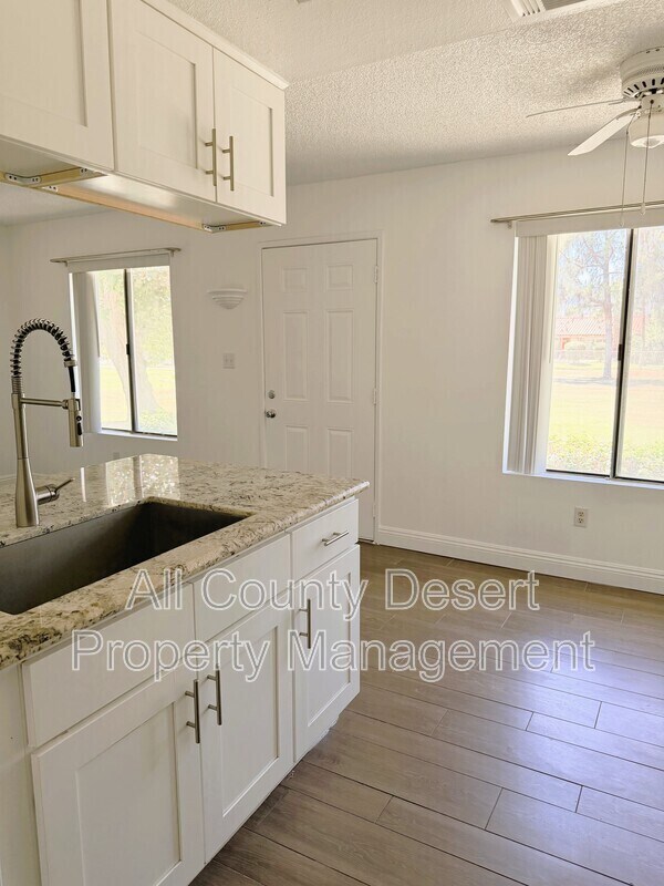 Building Photo - 82567 Ave 48