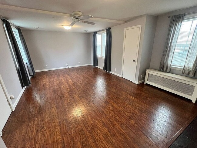 Building Photo - Welcome home