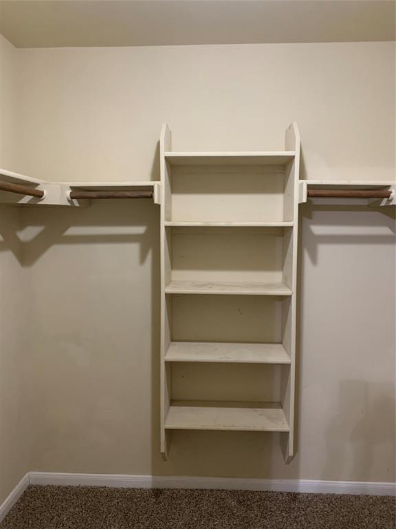 Building Photo - 352 Langely
