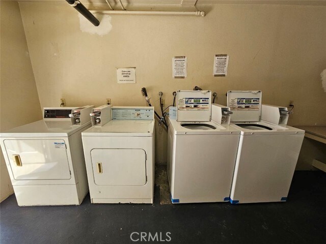 Building Photo - 1120 Nicklett Ave