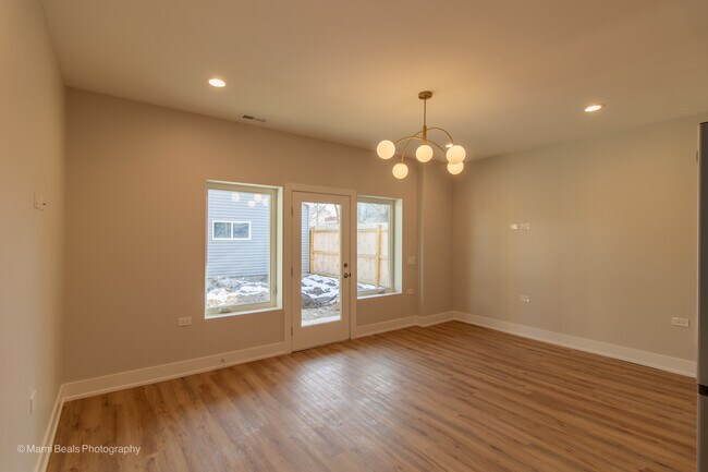 Building Photo - 6749 S Langley Ave