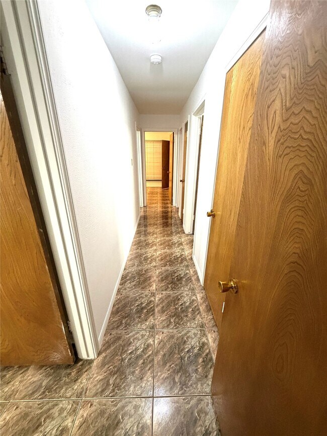 Building Photo - 10618 Wolbrook St