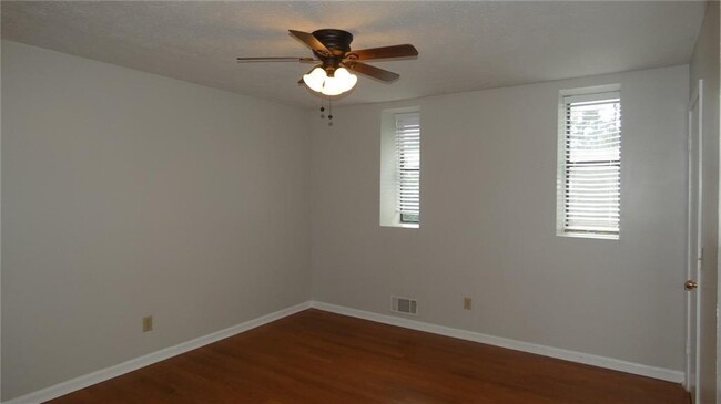 Building Photo - 5037 Top Cat Ct