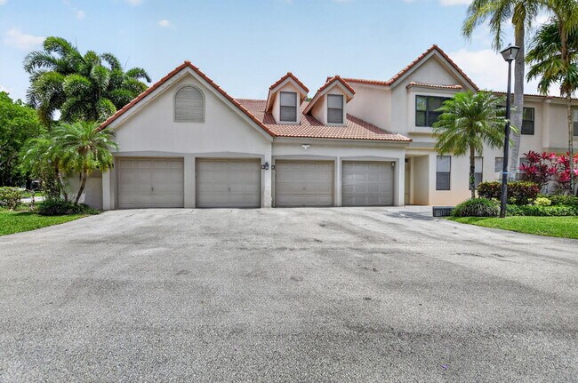 Building Photo - 5801 Coach House Cir