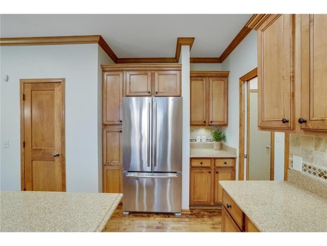 Building Photo - 645 Ramsey Cir