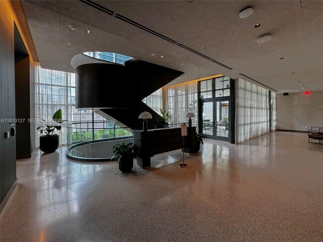 Building Photo - 159 NE 6th St