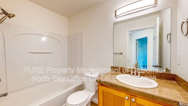 Building Photo - 120 Treadway Ct