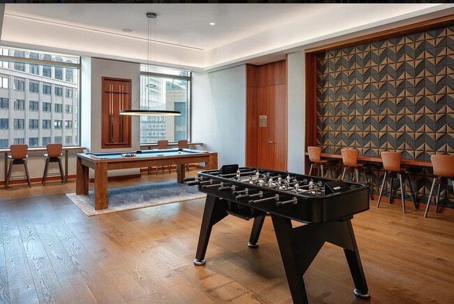 Building Photo - 99 Hudson St