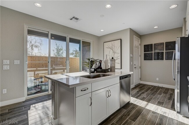 Building Photo - 918 Cottonwood Hl Pl