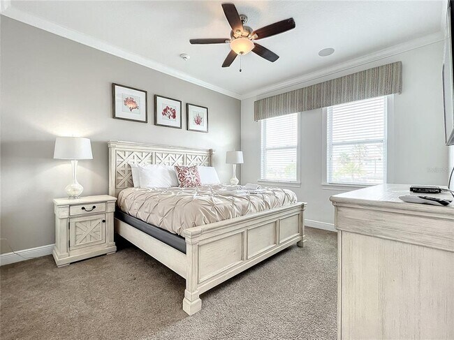 Building Photo - 760 Golden Bear Dr